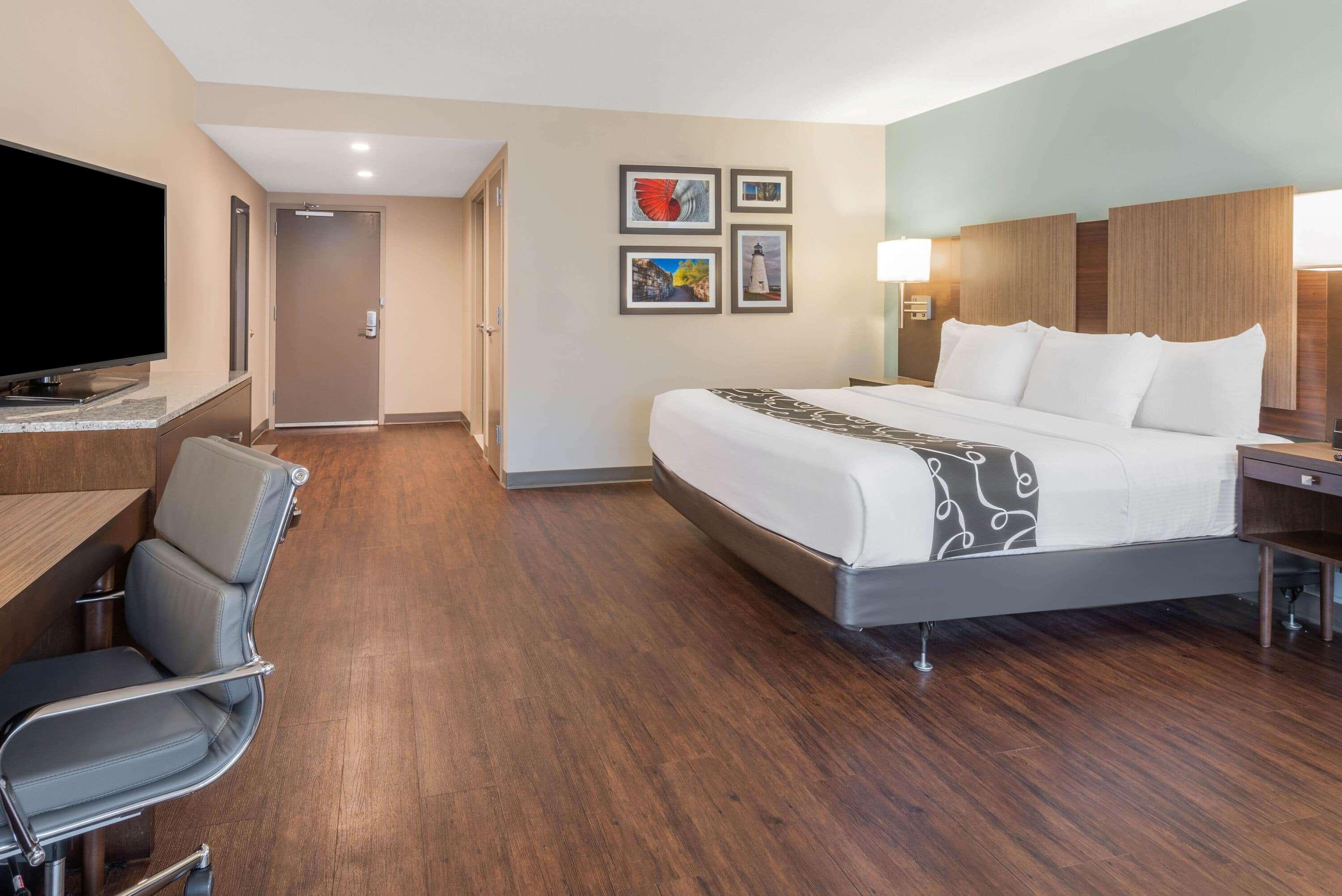 La Quinta By Wyndham Aberdeen-Apg Екстериор снимка